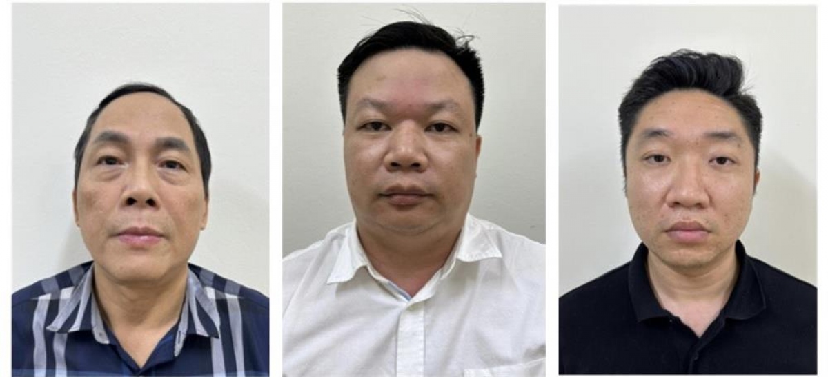 Từ trái qua là các bị can: Hoàng Quốc Hùng, Lương Nhân Hoà, Nguyễn Đình Cảnh.