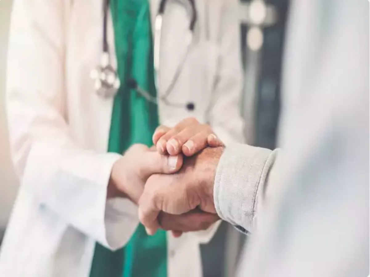 Vì vậy, nếu gặp bất kỳ triệu chứng thiếu folate nào ở trên, bạn nên tham khảo ý kiến bác sĩ để được tư vấn chính xác.