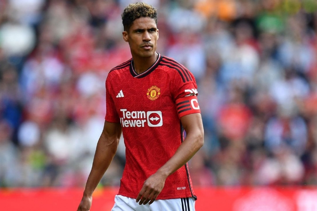 Trung vệ: Raphael Varane