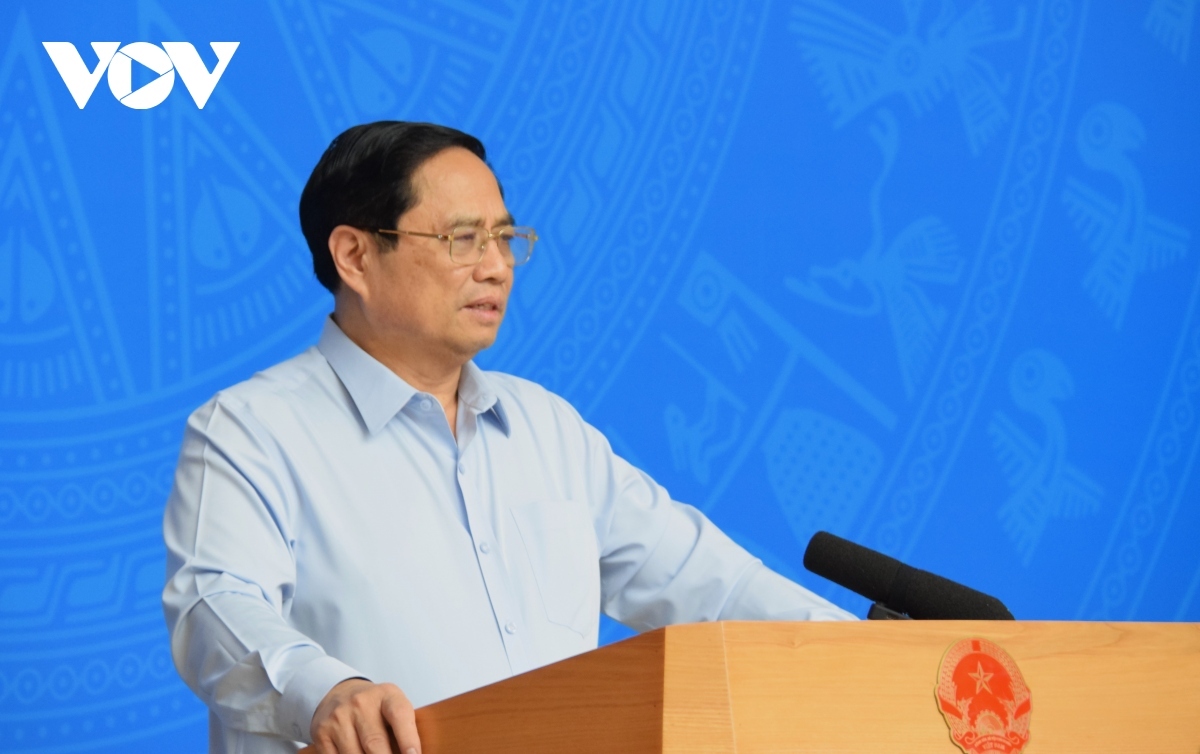 Thủ tướng phát biểu tại phiên họp.