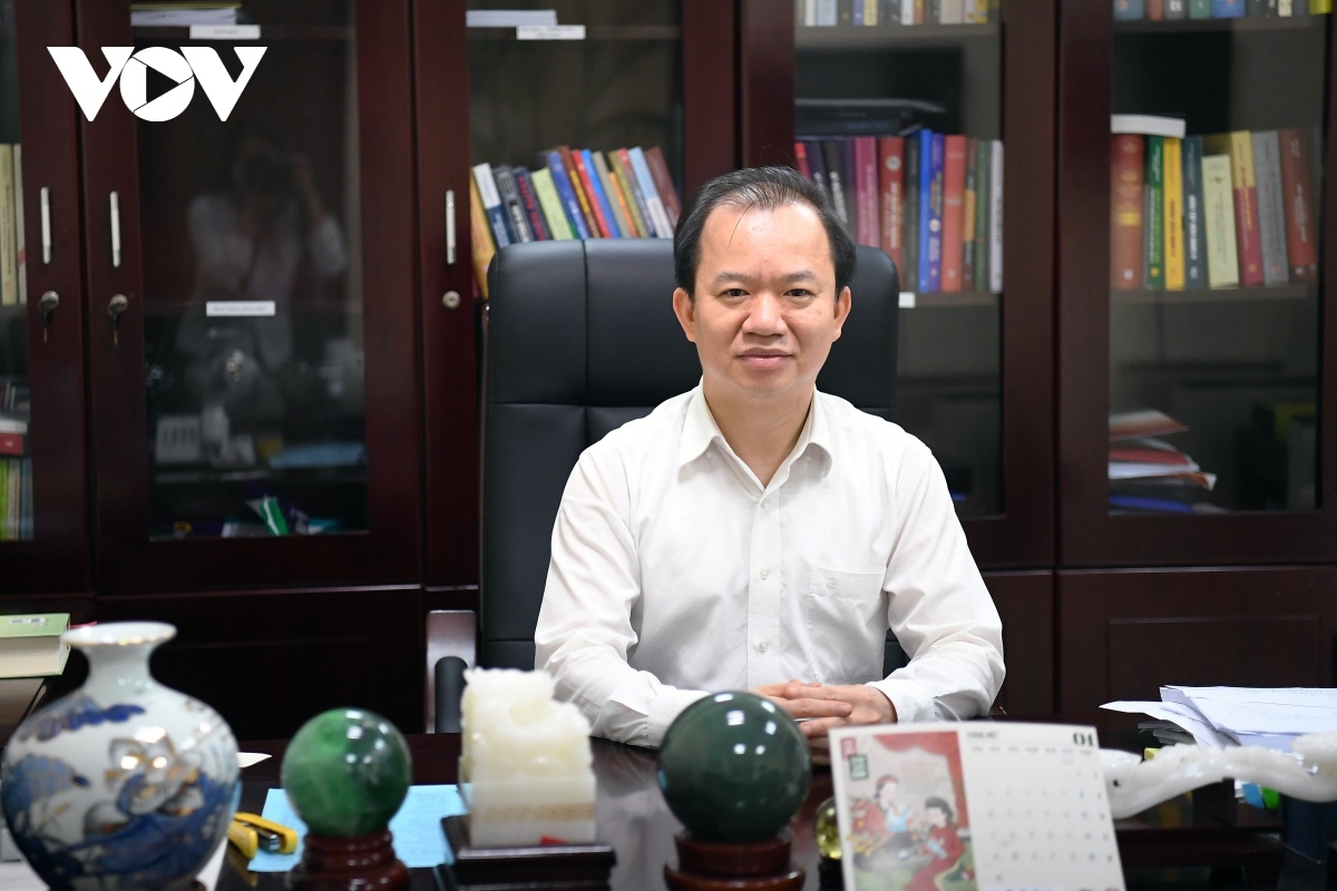 PGS.TS Bùi Hoài Sơn - ủy viên thường trực Ủy ban Văn hóa, Giáo dục của Quốc hội
