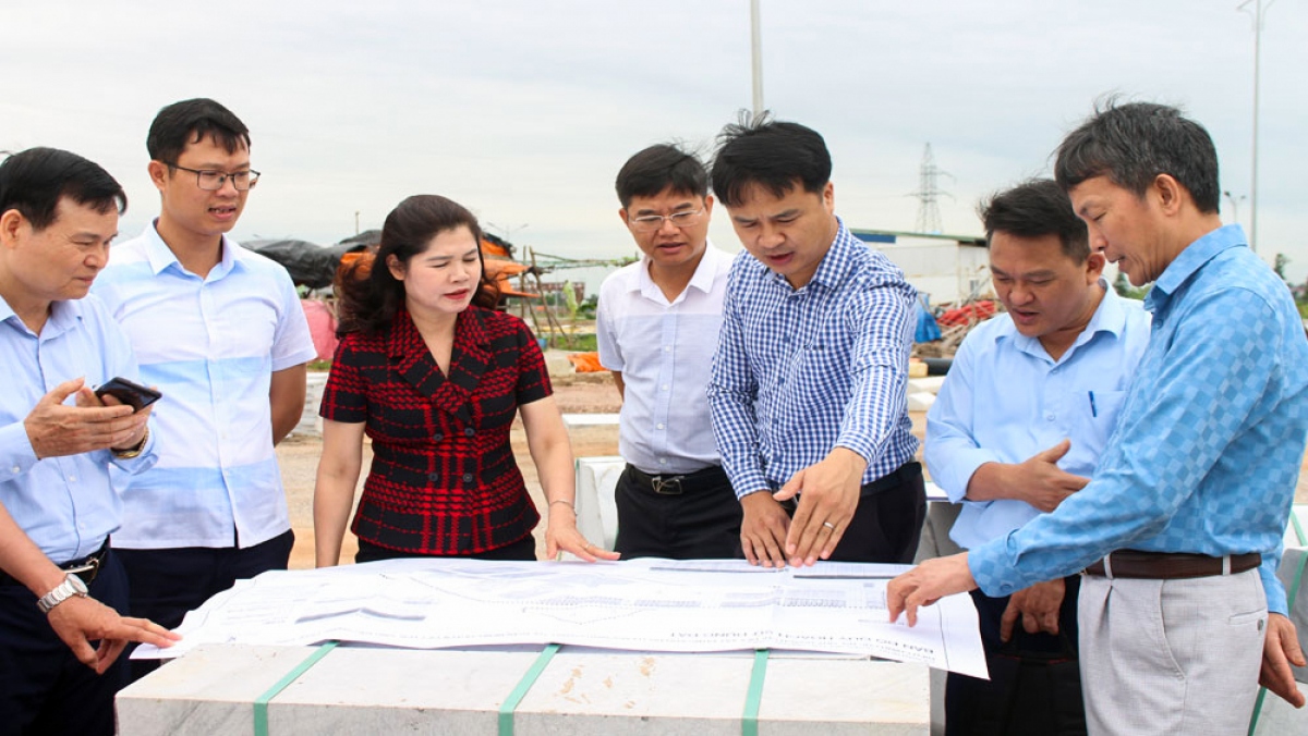 Đoàn giám sát kiểm tra thực tế tại dự án KĐT mới Ninh Khánh