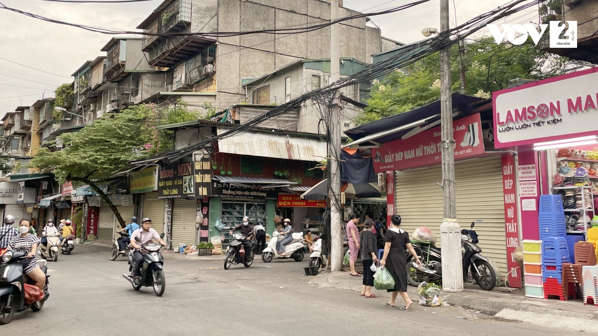 Ngày 20/4/2023, UBND TP.Hà Nội đã ban hành Kế hoạch 127 hạ ngầm đường dây, cáp viễn thông, điện lực tại các tuyến phố trên địa bàn thành phố giai đoạn 2021 -2025.