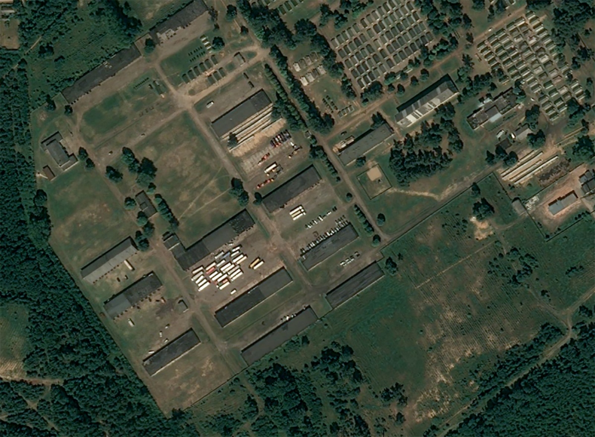 Một hình ảnh khác cho thấy đoàn xe của Wagner đã tới Belarus. Ảnh: CNES