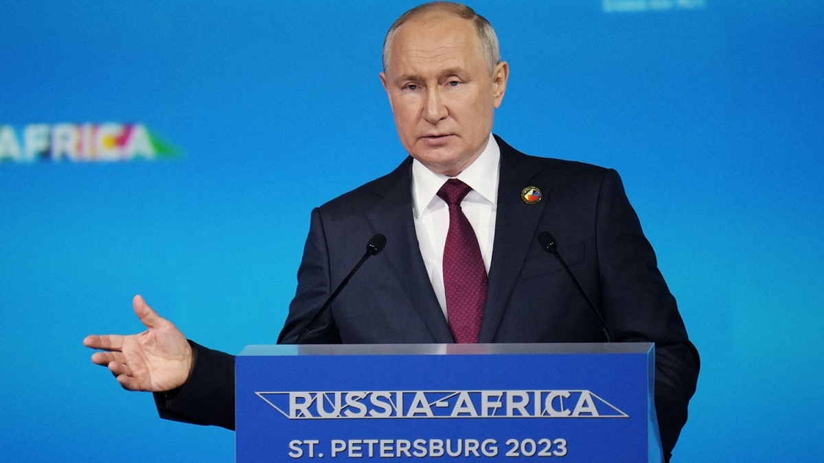 Tổng thống Putin phát biểu tại Hội nghị Thượng đỉnh Nga - châu Phi (Ảnh: Reuters)