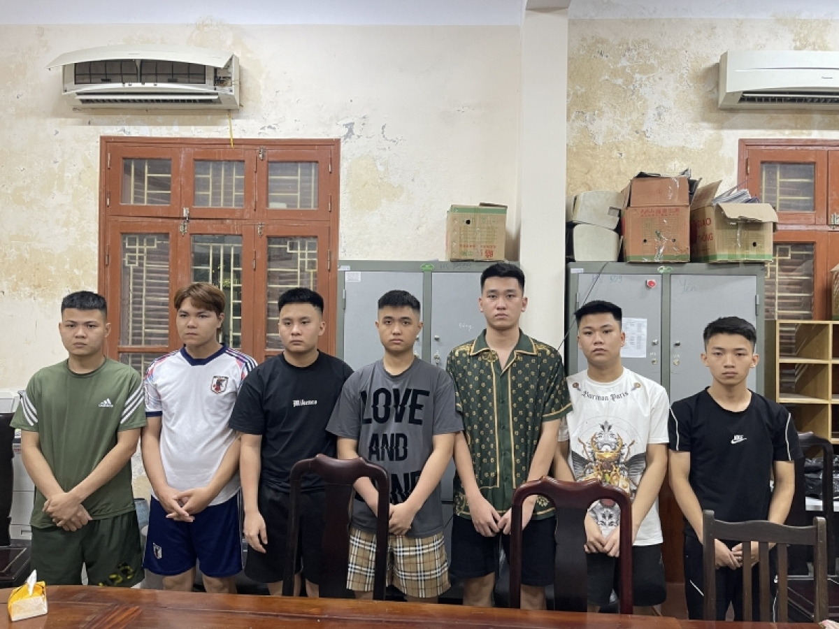 Nhóm đối tượng đã lừa đảo, chiếm đoạt tài sản của hơn 70 người tại 26 tỉnh thành phố.