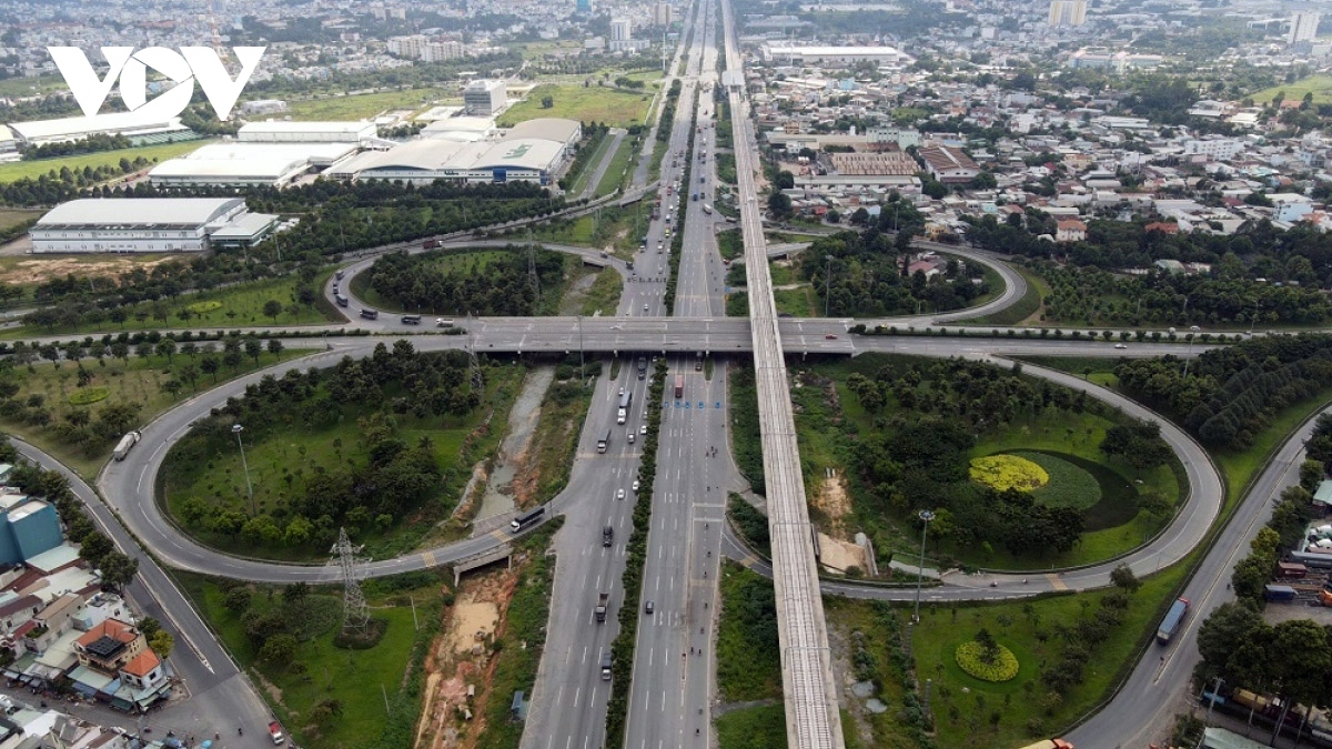 Năm 2024, hoàn thành việc sắp xếp ĐVHC cấp huyện, cấp xã của giai đoạn 2023-2025