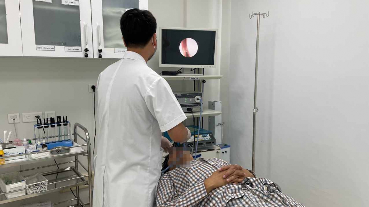 Sử dụng tràn lan các sản phẩm thuốc chứa Corticoid là nguyên nhân suy thượng thận thứ phá
