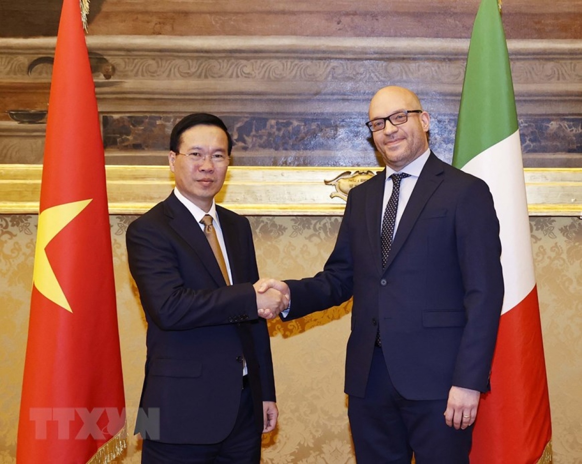 Chủ tịch nước Võ Văn Thưởng gặp Chủ tịch Hạ viện Italia Lorenzo Fontana (Ảnh: TTXVN)