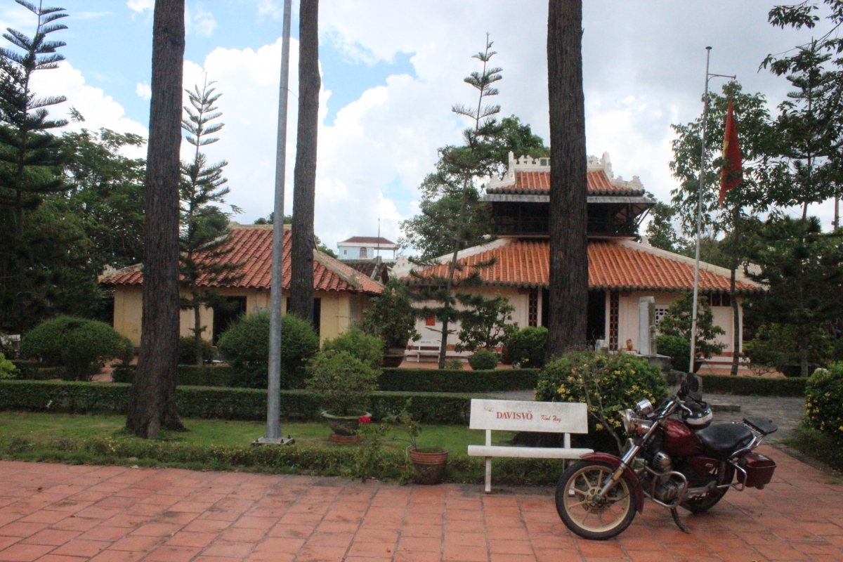 Văn Thánh Miếu ngày nay được xem là điểm đến không thể thiếu đối với các du khách mỗi khi đến Vĩnh Long. Đặc biệt là các nhà sử học và các em học sinh.