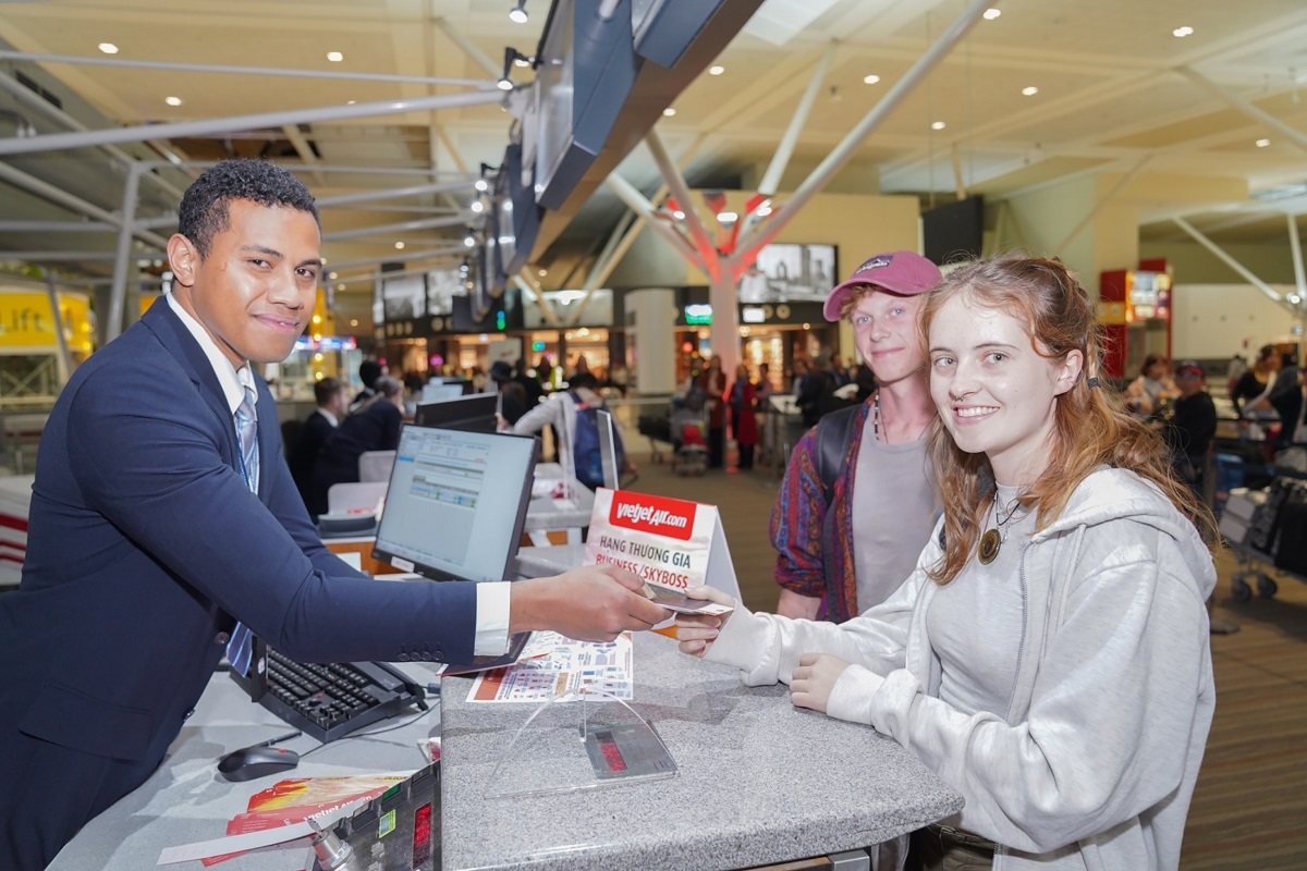 Tiên phong khai thác thị trường quốc tế, đưa du khách về Việt Nam, Vietjet báo cáo kết quả kinh doanh tích cực trong nửa đầu năm 2023