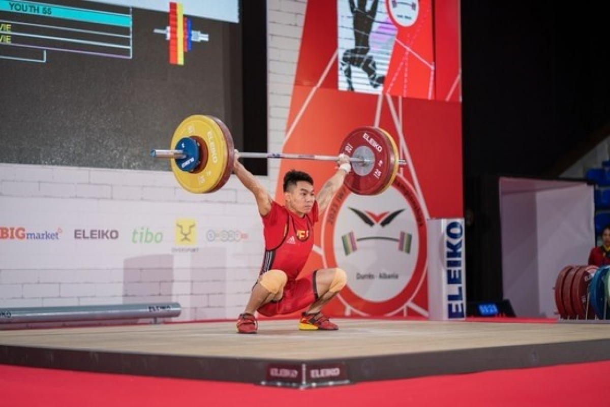 SEA Games 32 champions K'Duong will compete in Asian Youth and Junior Weightlifting Championships 2023. (Photo courtesy of the International Weightlifting Federation)