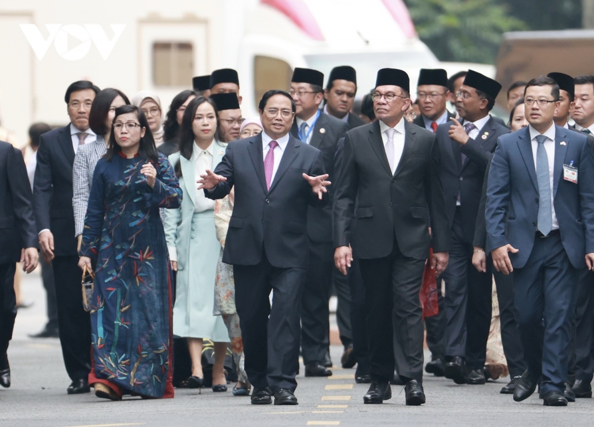 Đây là chuyến thăm chính thức đầu tiên của Thủ tướng Anwar Ibrahim tới Việt Nam kể từ khi nhậm chức vào tháng 12/2022. 