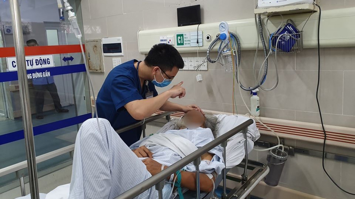 Số trung tâm đột quỵ hiện nay tại nước ta đã tăng, nhưng vẫn không đủ để bao phủ số bệnh nhân quá lớn. (Ảnh minh họa)