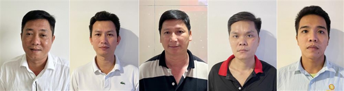 Các bị can (từ trái sang phải) Lê Trọng Hải; Trần Anh Tuấn; Nguyễn Minh Thơi; Nguyễn Văn Tuấn; Nguyễn Đình Nhân