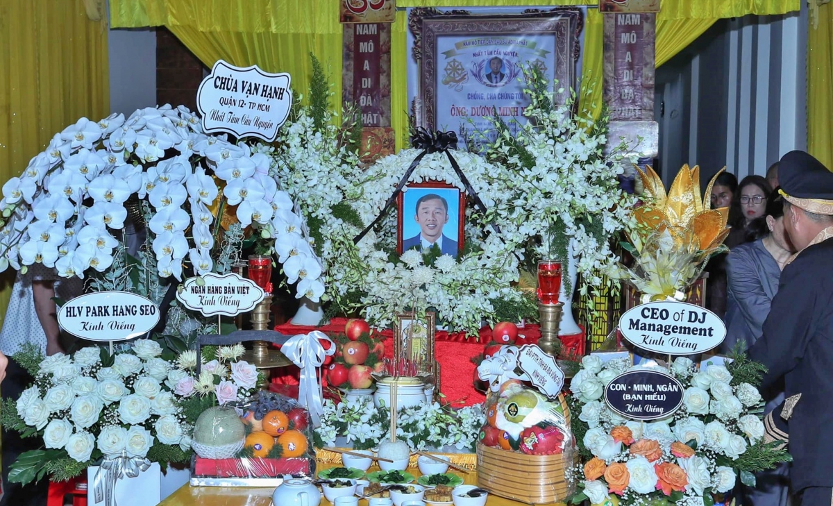 Trợ lý HLV Dương Minh Ninh là 1 trong 3 thành viên của CLB HAGL không may qua đời trong vụ tai nạn giao thông chiều ngày 12/8.