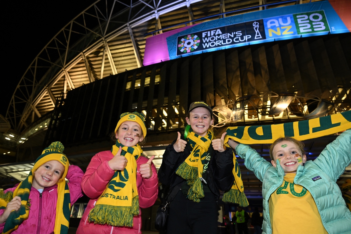 Rất đông CĐV đã đến với sân Australia ở thành phố Sydney để cổ vũ đội chủ nhà. (Ảnh: Reuters). 