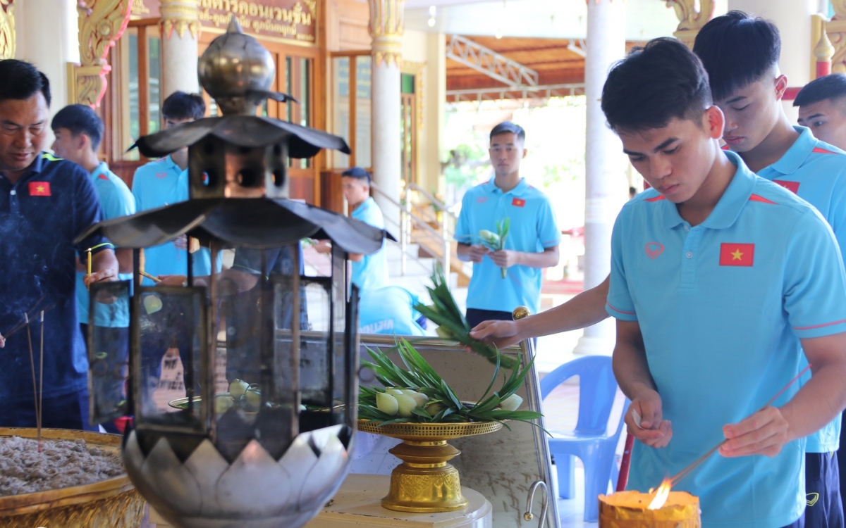 U23 Việt Nam được nghỉ thi đấu ở loạt trận hôm nay 18/8, trong khi hai đối thủ ở bảng C là U23 Lào và U23 Philippines sẽ gặp nhau lúc 16h00.