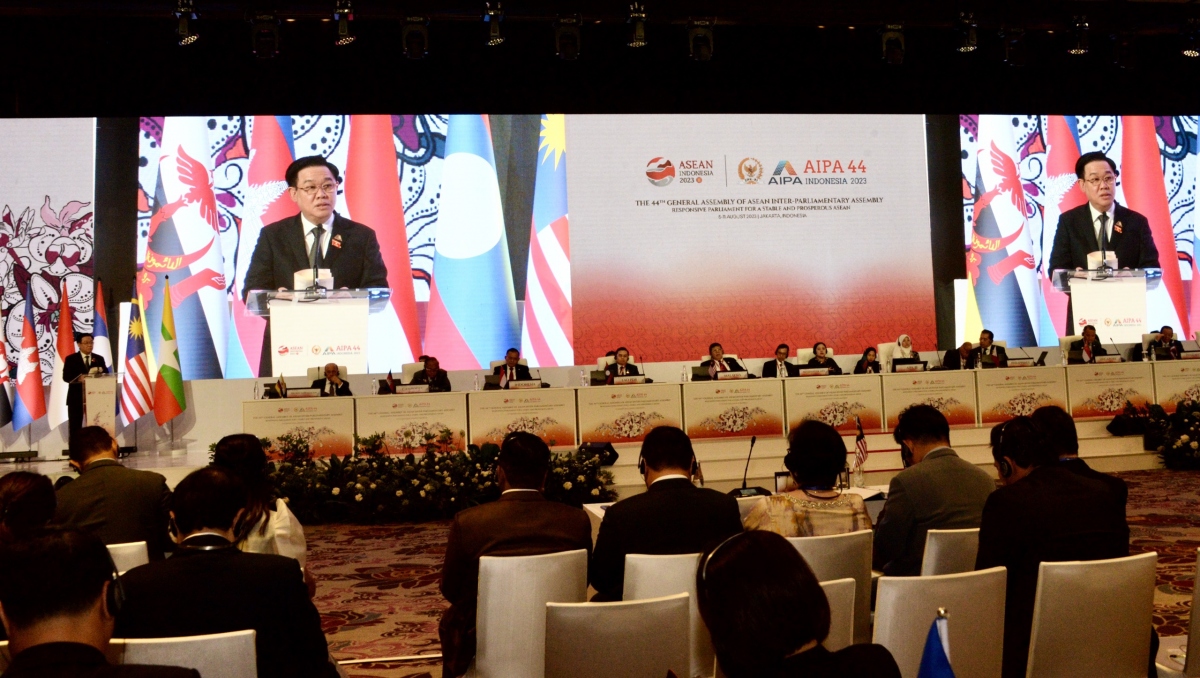 "Có thể nói, hình bóng của AIPA luôn được phản chiếu trong những thành công của ASEAN", Chủ tịch Quốc hội nhấn mạnh.