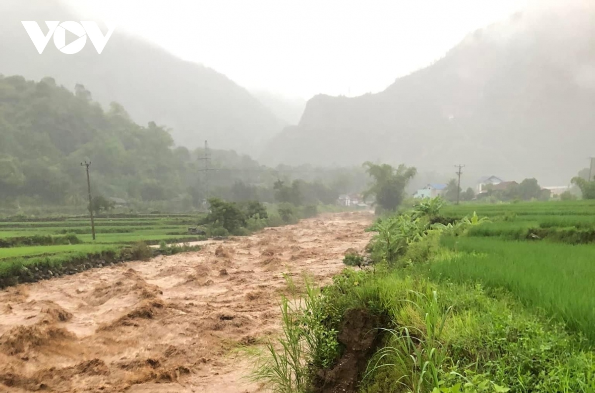 Mưa lũ ở Sơn La. Ảnh: CTV Bình Khánh
