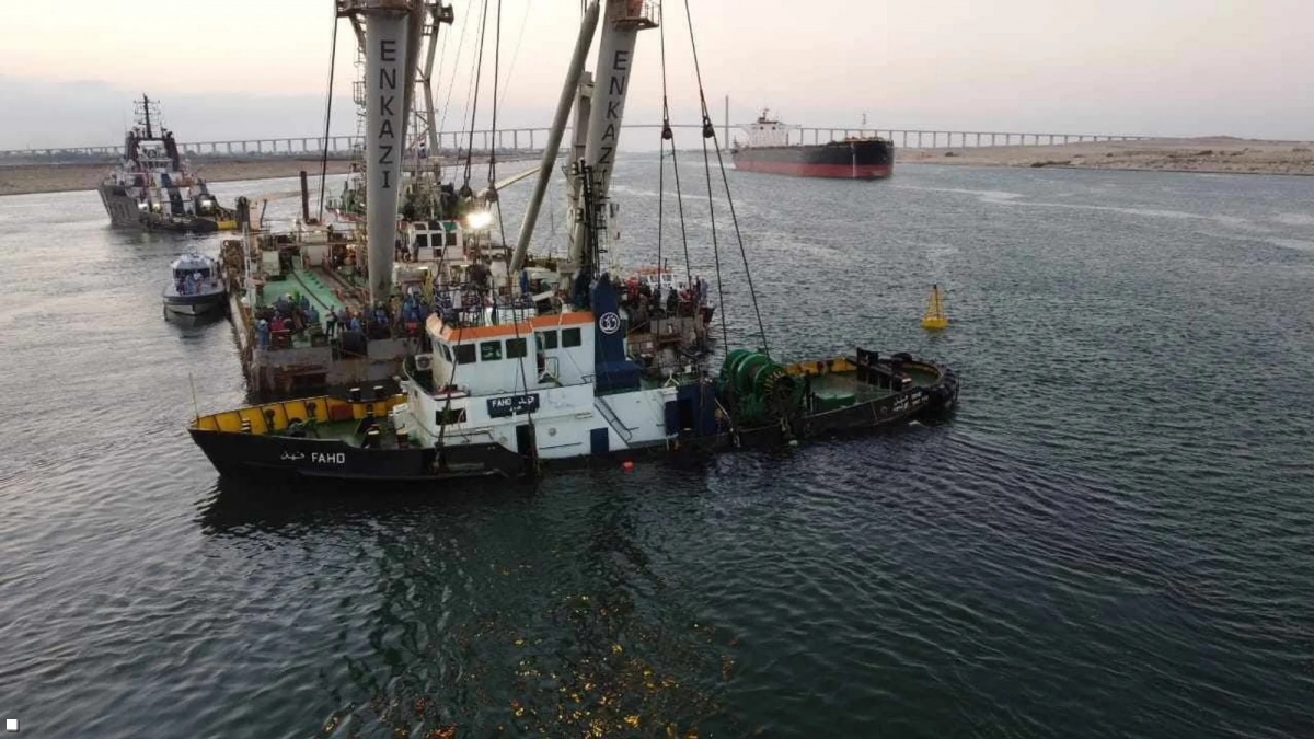 Tàu kéo Fahd được trục vớt thành công ở kênh đào Suez. Ảnh: SCA