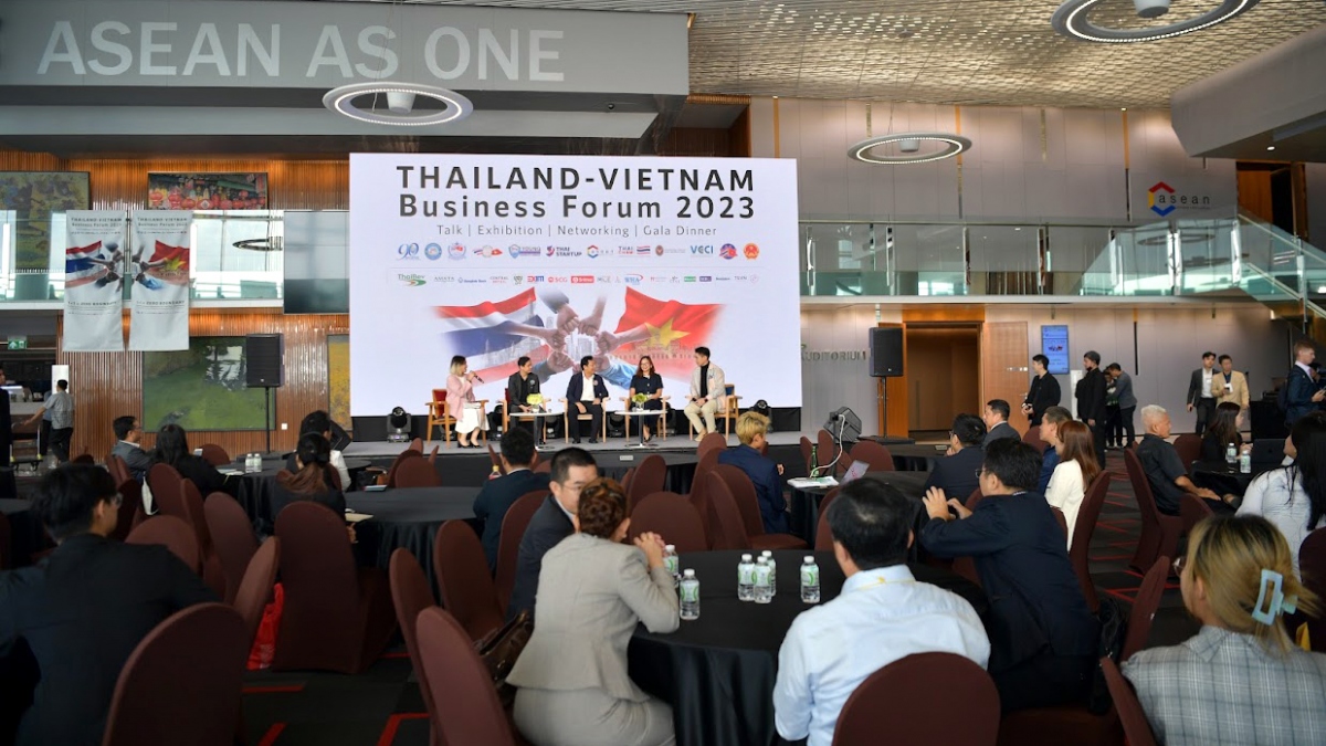 Các đại biểu tham dự một phiên thảo luận trong khuôn khổ Diễn đàn Doanh nghiệp Thái Lan - Việt Nam 2023