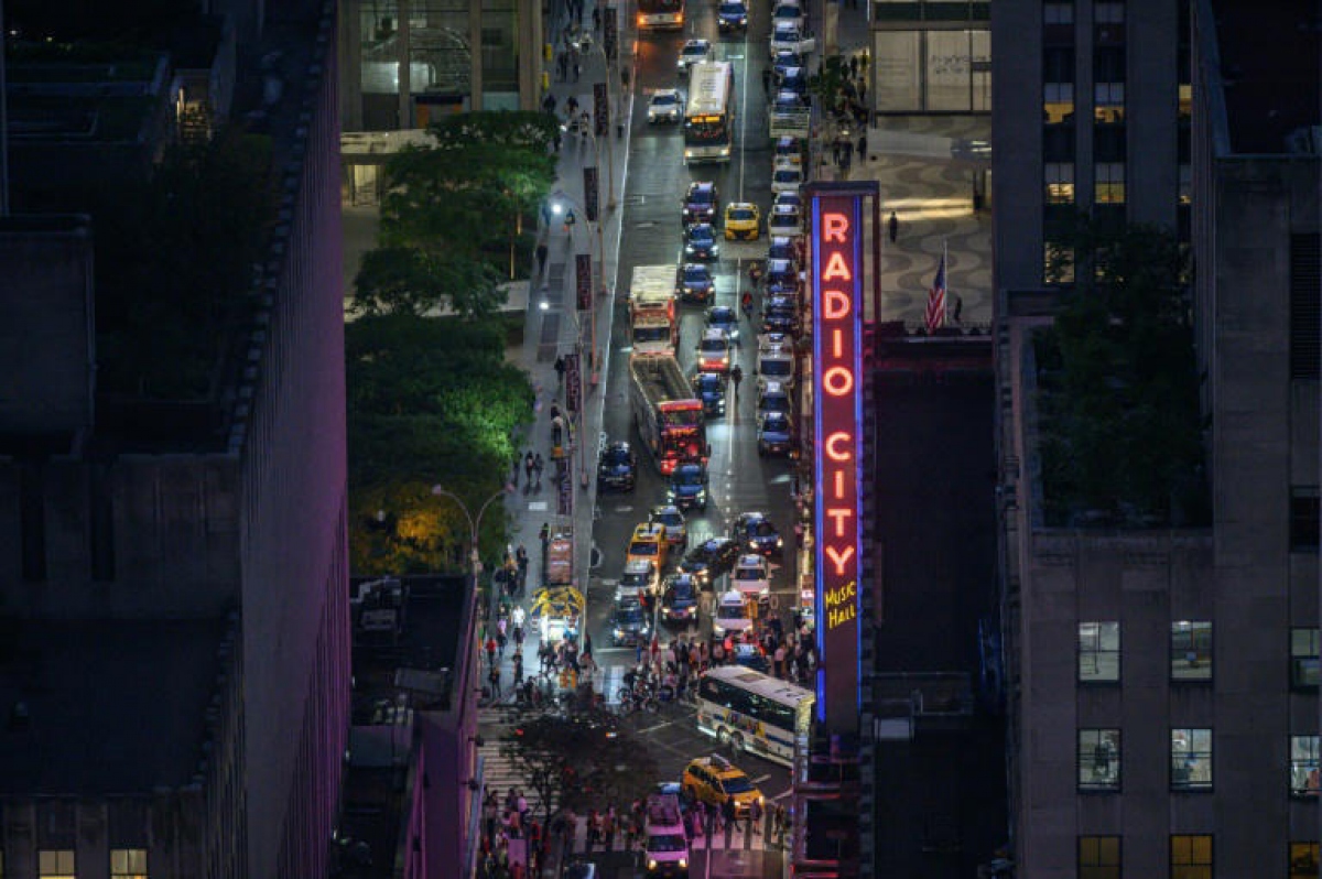 Khu vực phố Manhatan thường xuyên tắc nghẽn ở New York. Ảnh: AFP