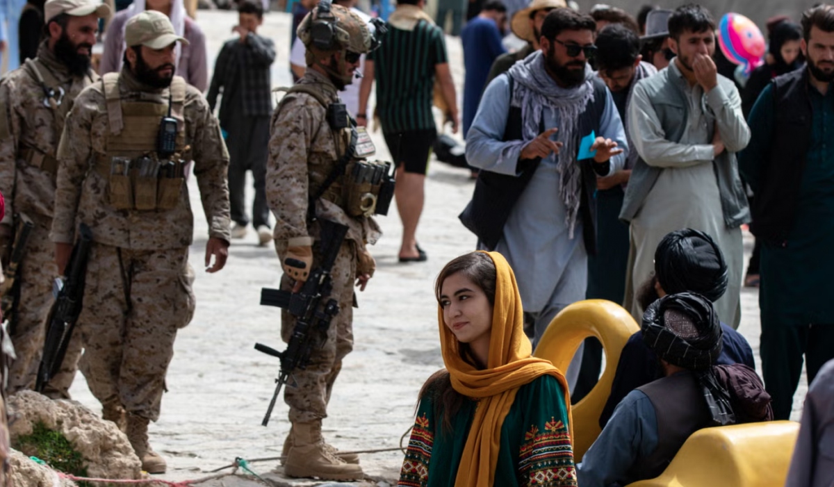 Phụ nữ Afghanistan thăm công viên Band-e-Amir (Ảnh: Getty Images)
