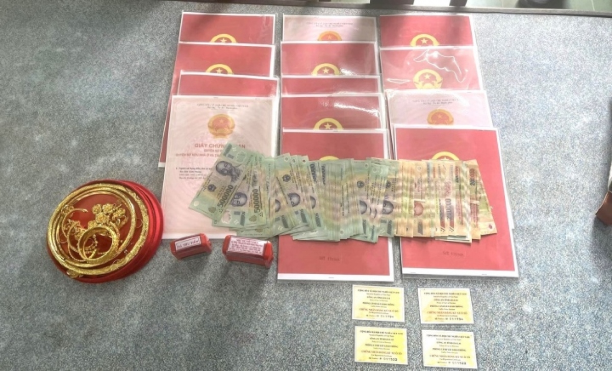 Một số tang vật lực lượng công an thu giữ