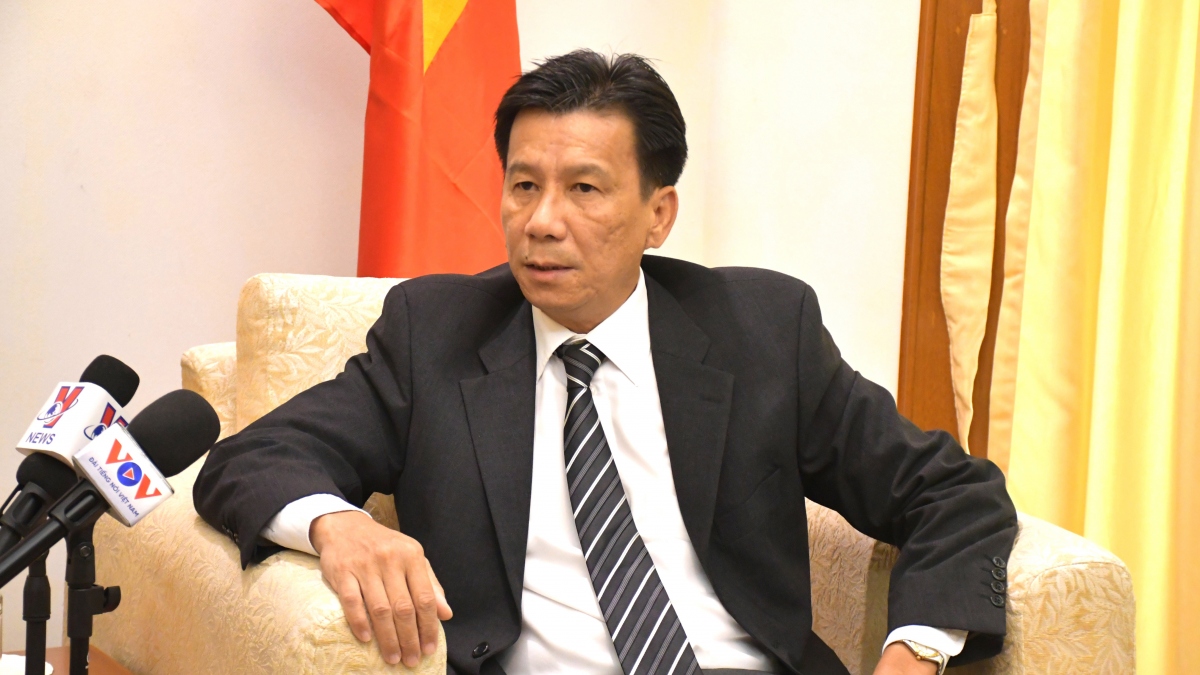 Đại sứ Việt Nam tại Indonesia Tạ Văn Thông trả lời phỏng vấn
