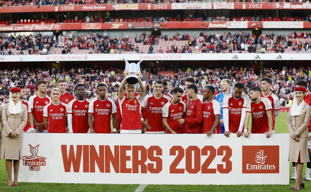 Arsenal vô địch giải giao hữu Emirates Cup trên sân nhà. (Ảnh: Reuters)