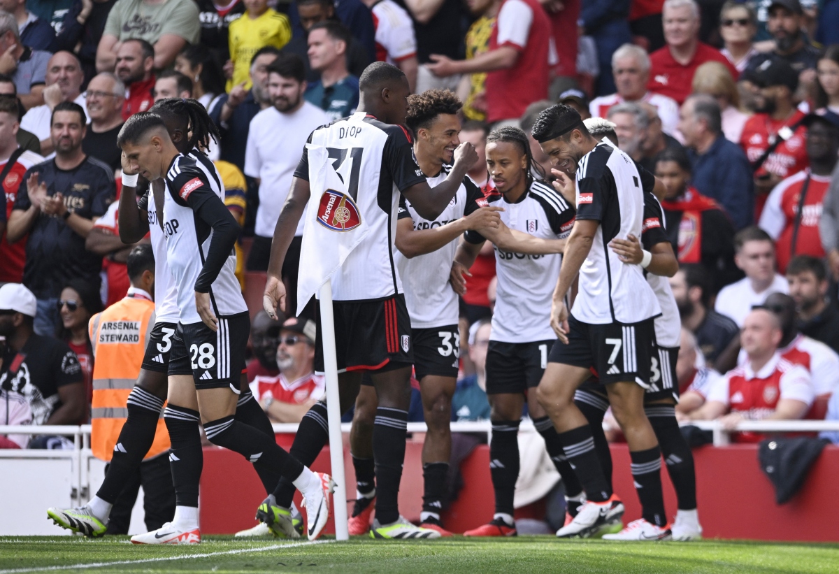 Fulham mở tỷ số ngay phút đầu tiên nhờ công của Pereira. (Ảnh: Reuters)