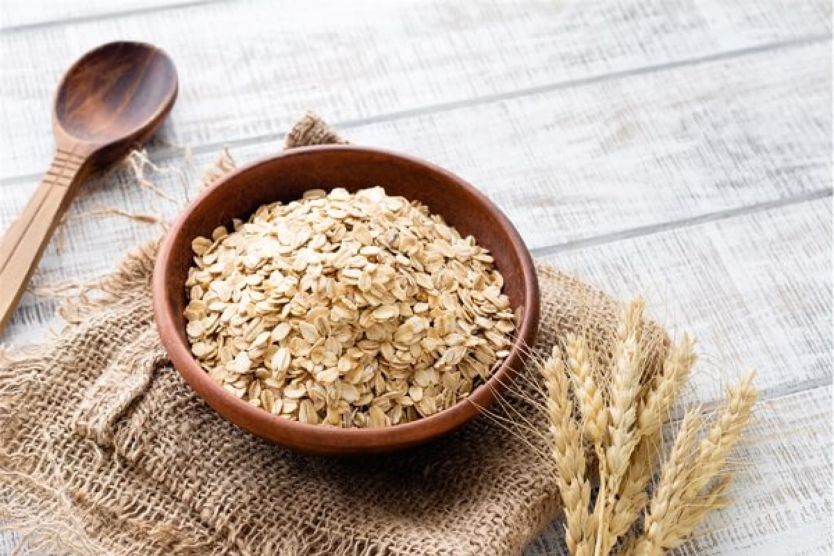 Yến mạch chứa hàm lượng chất xơ giúp giảm lượng cholesterol