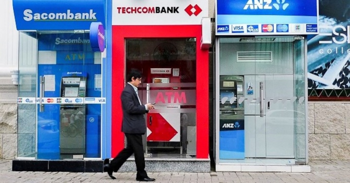 Có thể dễ dàng tìm kiếm cây ATM thông qua ứng dụng Google Maps. (Ảnh minh họa)
