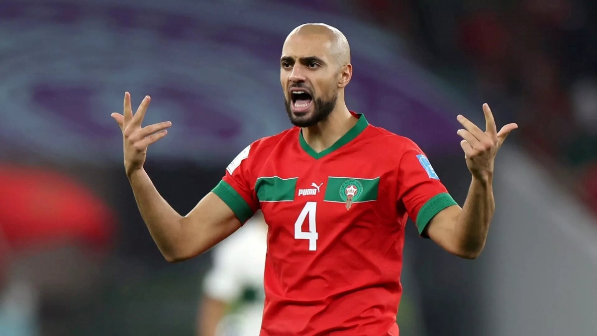 MU chốt Amrabat là người thay thế nếu McTominay ra đi (Ảnh: Getty)