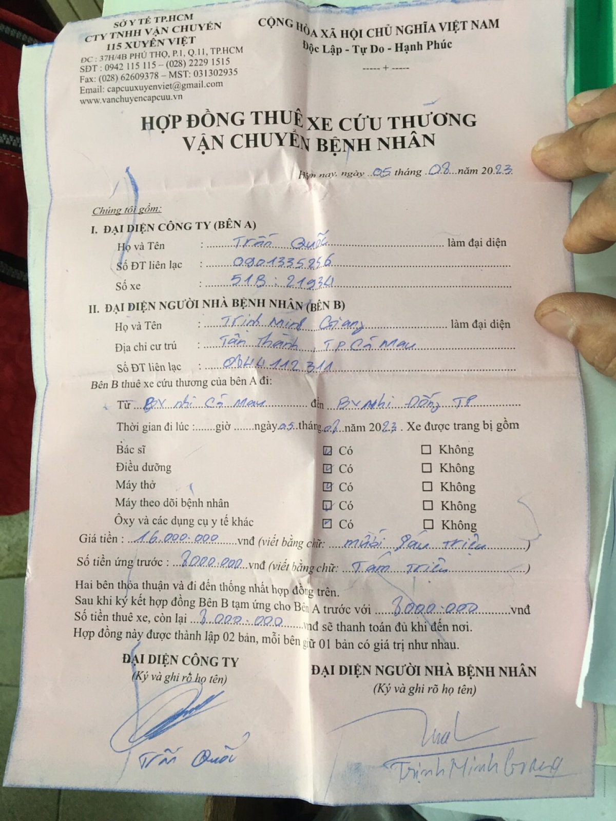 Hợp đồng chuyến xe cấp cứu từ Cà Mau - TP.HCM có giá 16 triệu đồng (Ảnh Bệnh viện cung cấp)