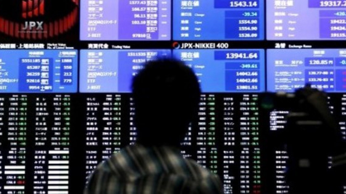 Chứng khoán châu Á khởi đầu tuần mới với tâm lý thận trọng (Ảnh minh họa: Reuters)