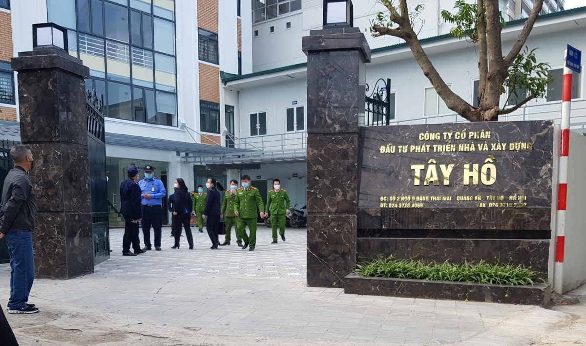 Trụ sở làm việc của dàn lãnh đạo Công ty CP Đầu tư phát triển nhà và Xây dựng Tây Hồ phải hầu tòa về tội "Vi phạm quy định về quản lý, sử dụng tài sản Nhà nước gây thất thoát, lãng phí".