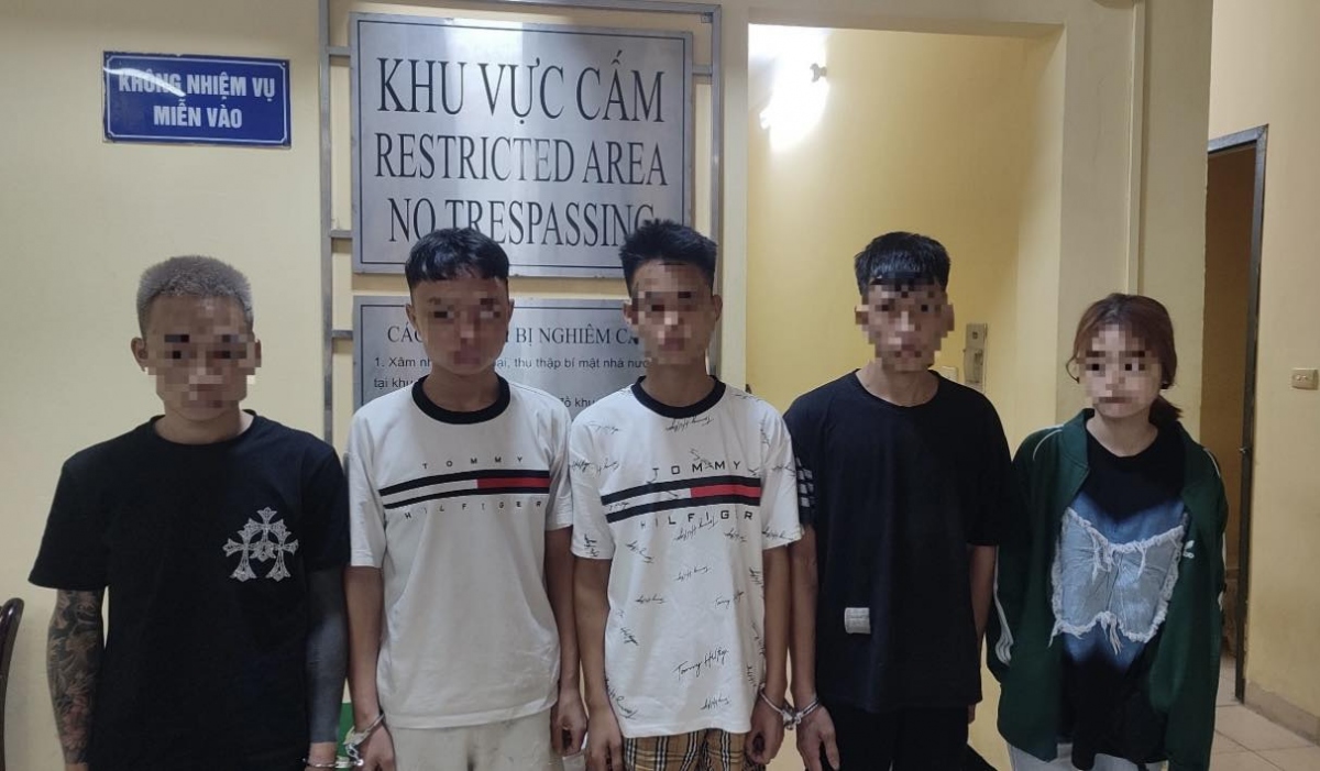 Các đối tượng tại cơ quan công an