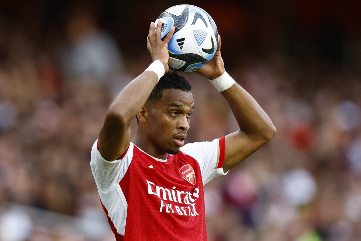 Hậu vệ: Jurrien Timber | Chuyển từ Ajax (Eredivisie) tới Arsenal với mức giá 40 triệu Euro