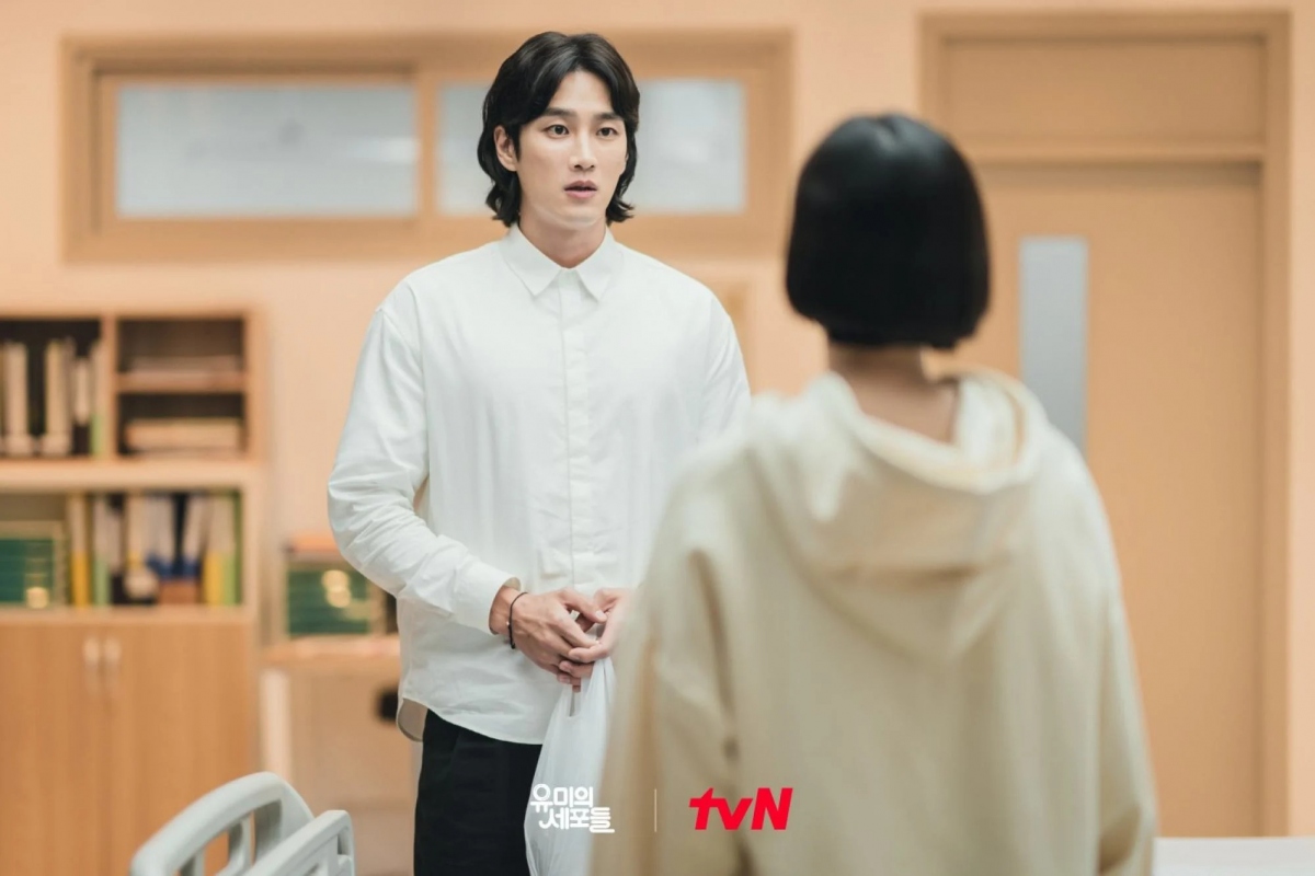 Ahn Bo Hyun trong một cảnh quay từ Yumi's Cells. Ảnh: TVN