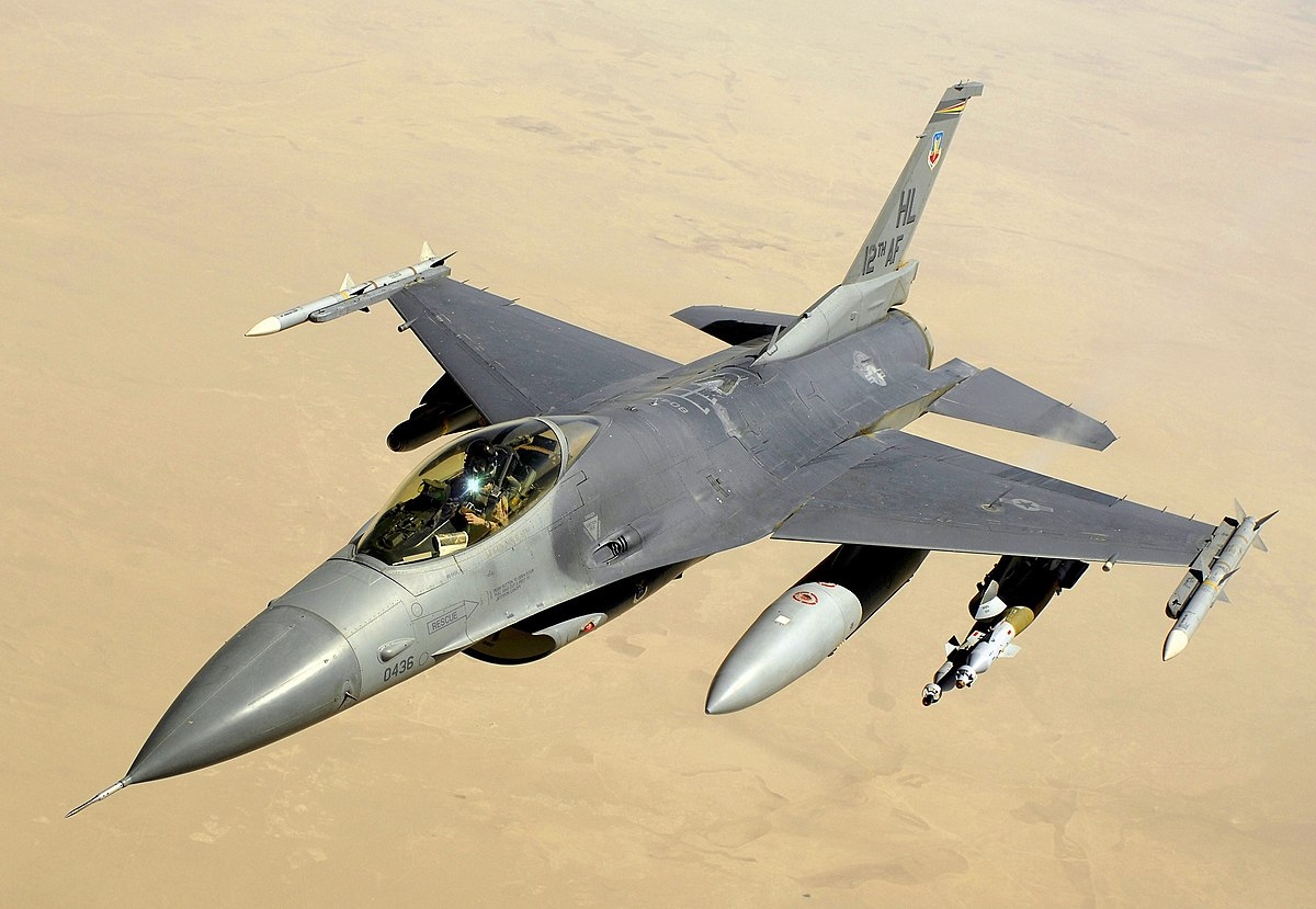 Máy bay chiến đấu F-16. Ảnh: Wikipedia