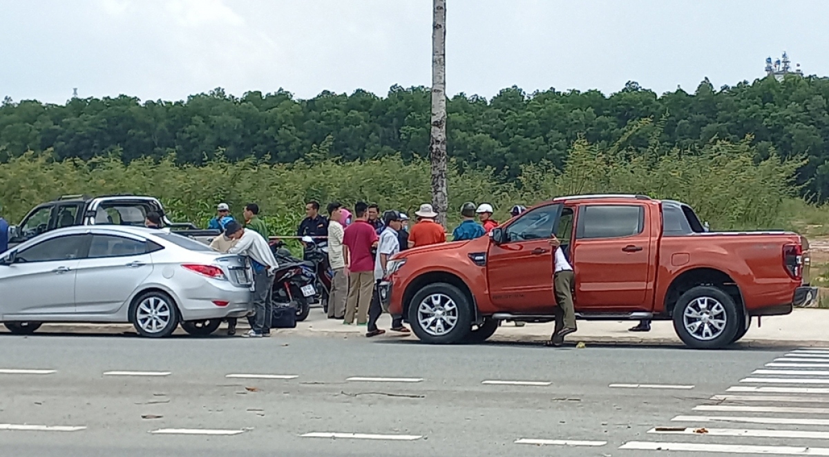 Công an đang phong tỏa hiện trường, điều tra vụ việc (ảnh: ĐC)