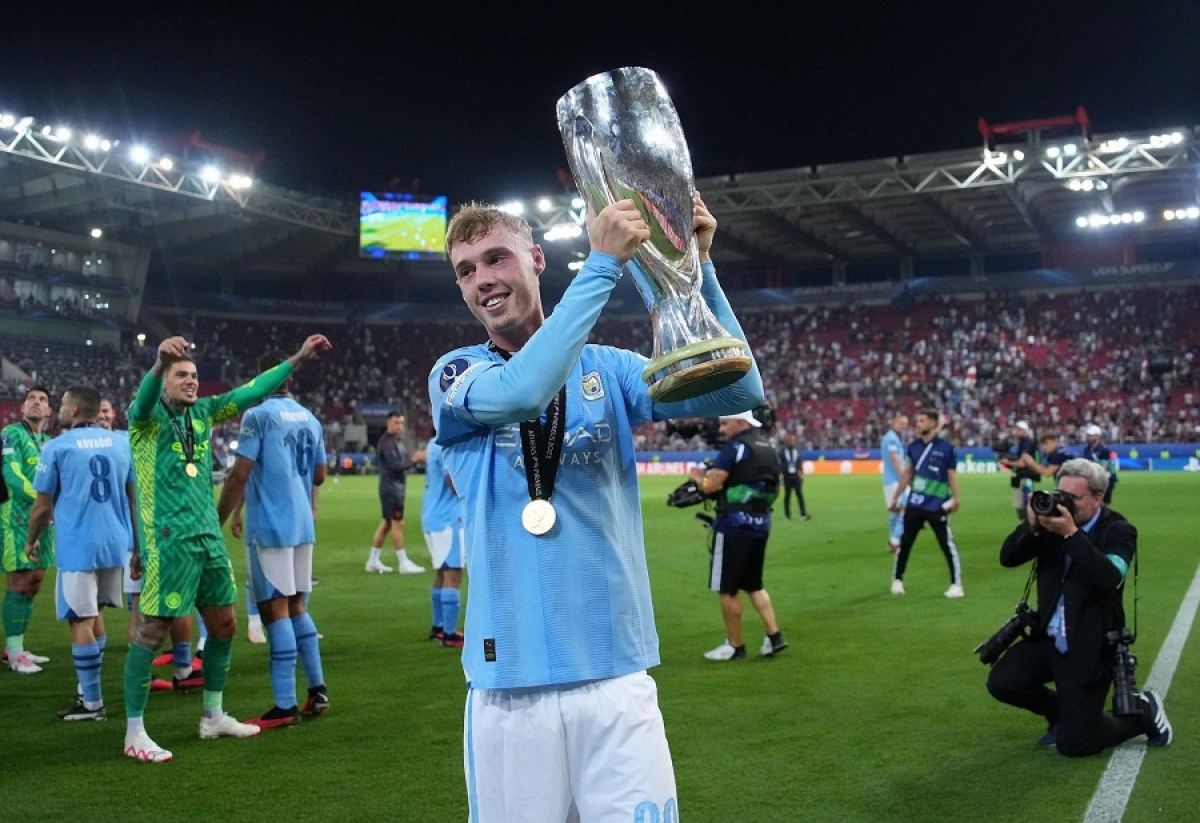 Cole Palmer chưa được đảm bảo tương lai tại Man City (Ảnh: Getty)