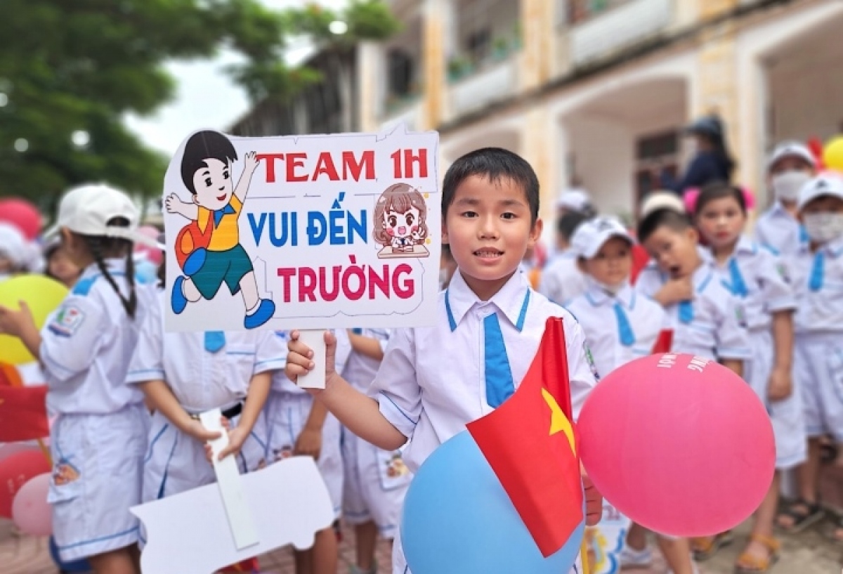 Bộ GD&amp;ĐT ban hành khung kế hoạch năm học mới 2023 - 2024. (Ảnh minh hoạ)