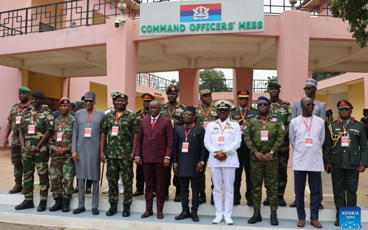 Họp các tổng tham mưu trưởng khối ECOWAS vào ngày 17/8/2023. Ảnh: Tân Hoa xã.
