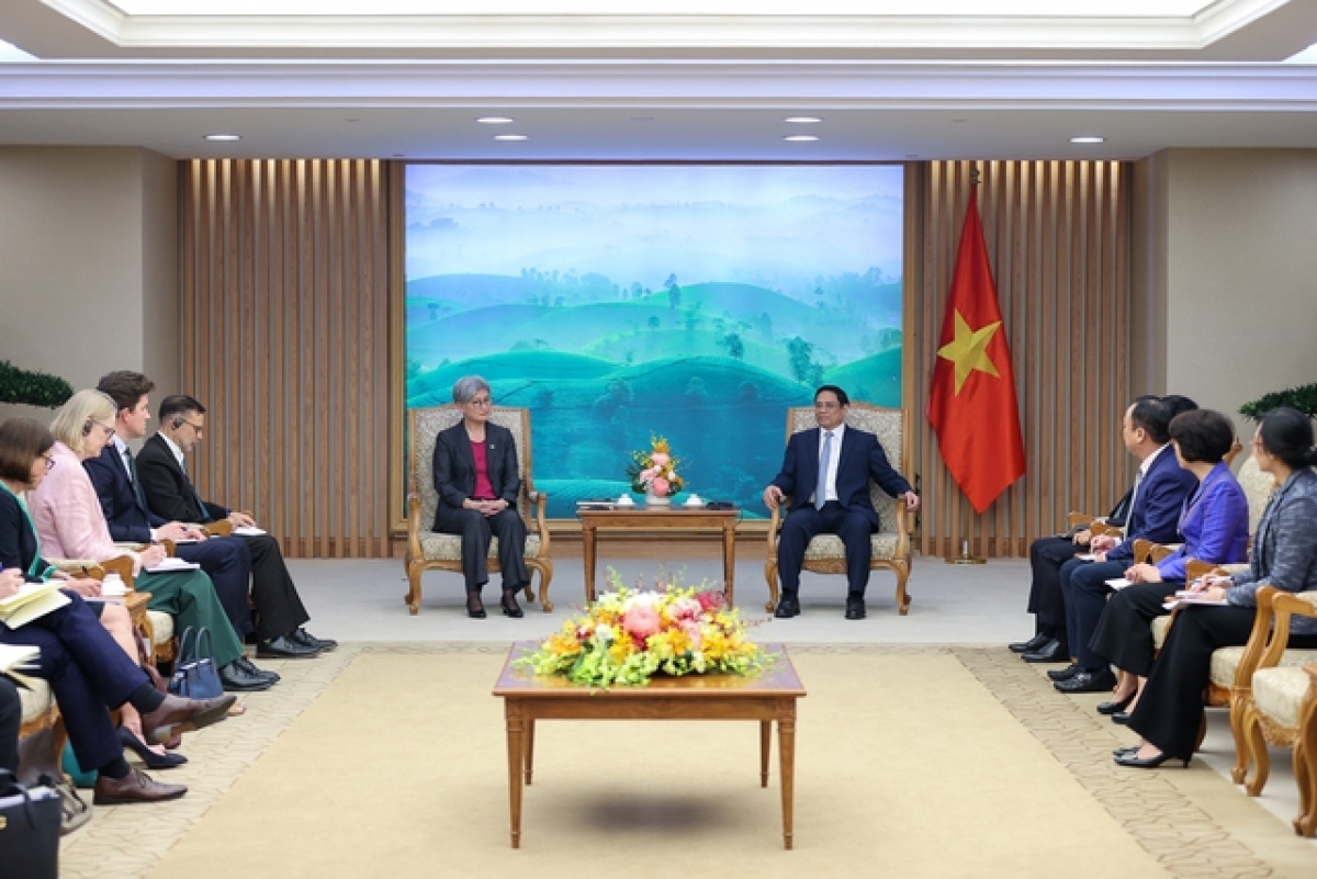 Bộ trưởng Penny Wong bày tỏ mong muốn hai bên tích cực trao đổi, làm sâu sắc hơn nữa các nội hàm hợp tác nhằm đưa quan hệ hai nước lên tầm cao mới trong thời gian tới - Ảnh: VGP/Nhật Bắc