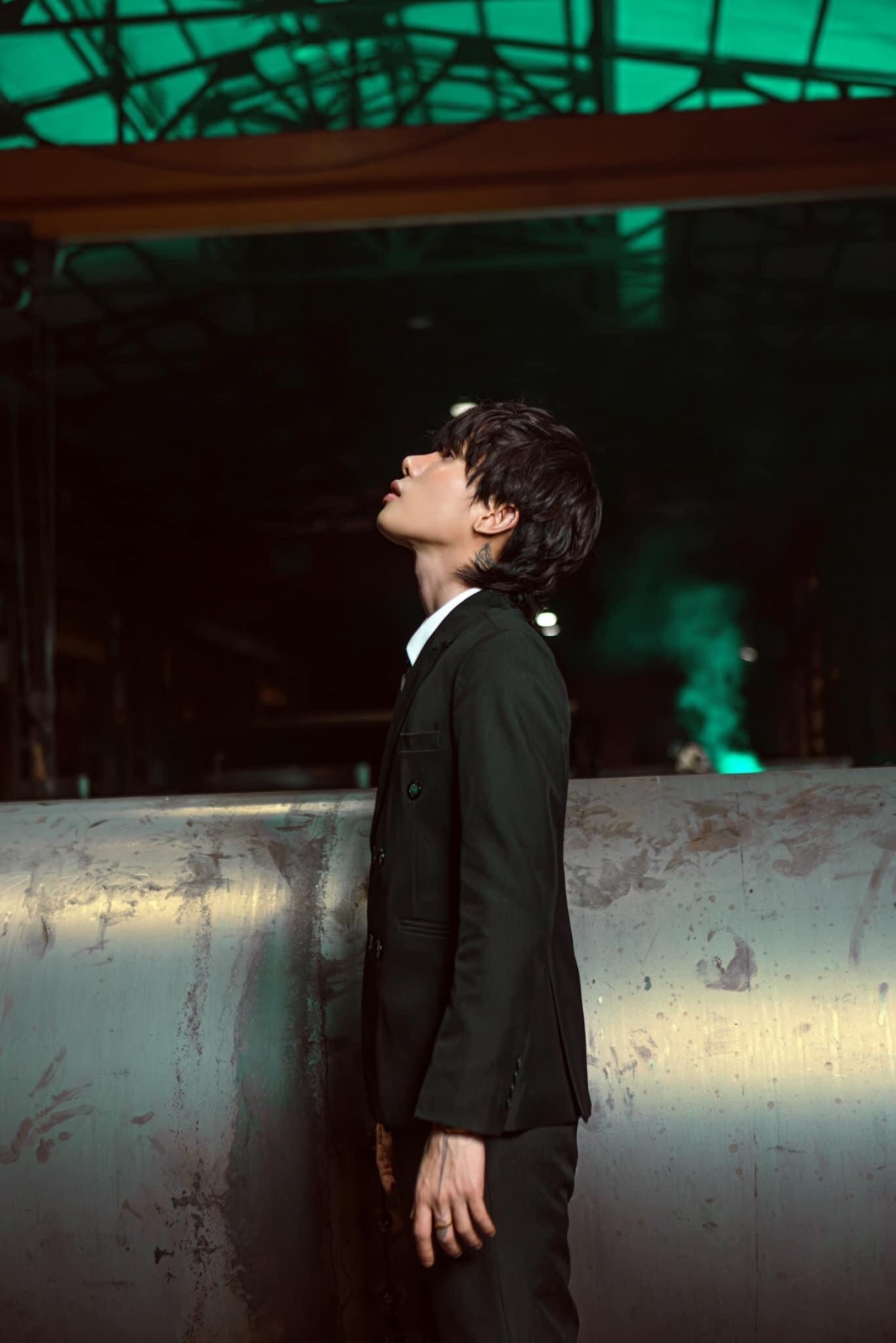 MV "Xoá tên anh đi" của Jack-J97 vượt MV "Love me again" của V(BTS).