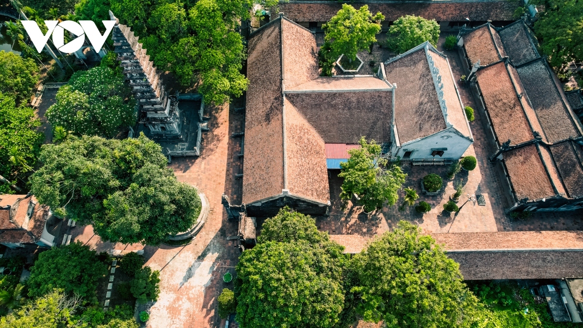Pho Minh Tower in Tuc Mac village of Loc Vuong ward in Nam Dinh province is an old architectural work that has been left relatively intact.
