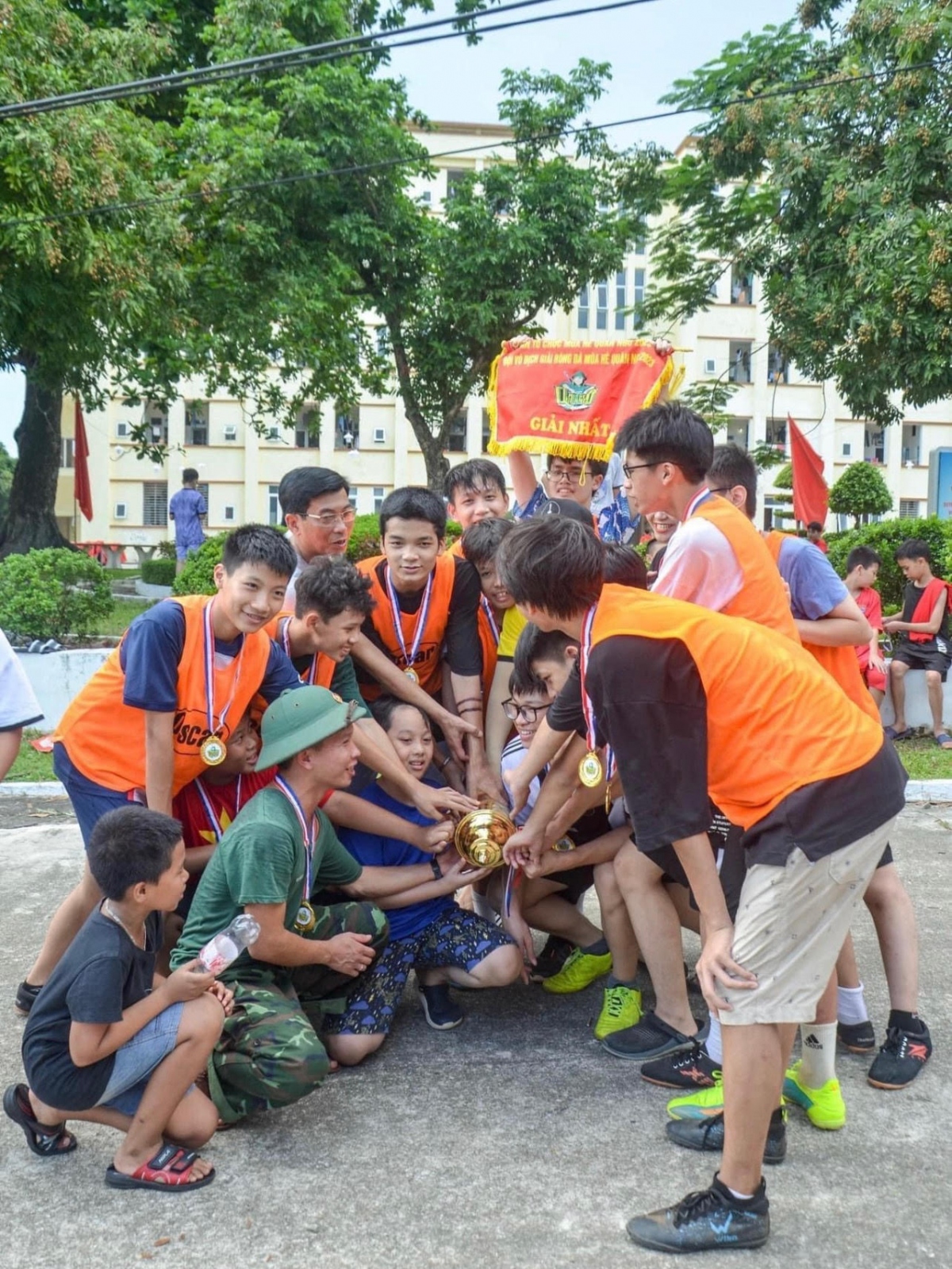 Những lớp học ngoại khóa như thế này mang lại nhiều điều bổ ích cho trẻ nhỏ, sự an toàn cho trẻ phải được đặt lên hàng đầu